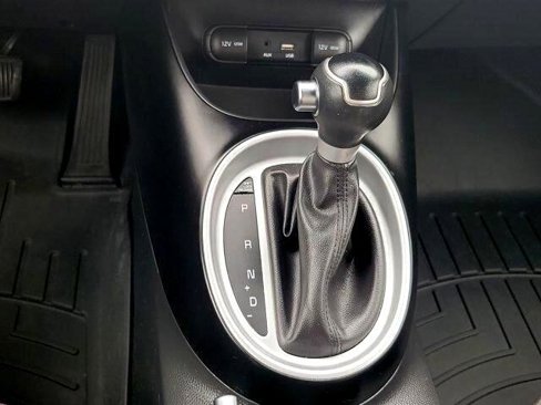 Used 2016 Kia Soul image 25