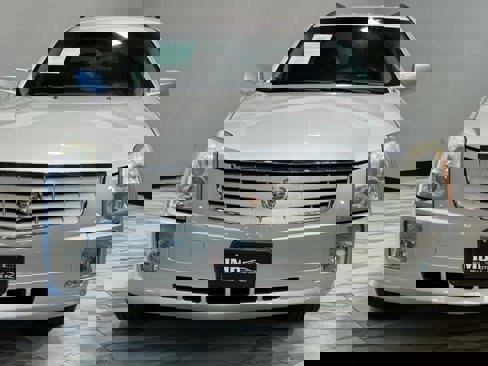 Used 2008 Cadillac SRX AWD w/ Utility Package image 3
