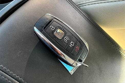 Used 2019 Lincoln MKZ Reserve image 10