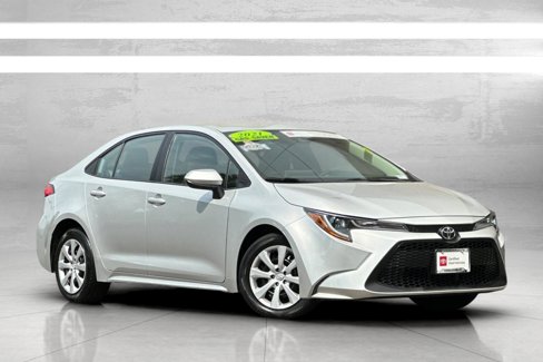 Used 2021 Toyota Corolla LE image 2