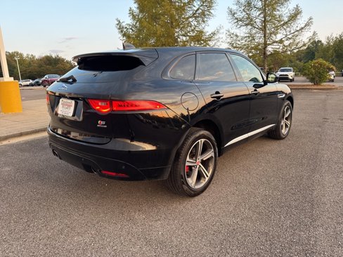 Used 2020 Jaguar F-PACE S image 3