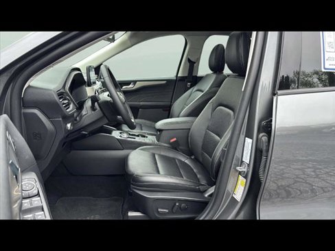 Used 2022 Ford Escape SEL w/ Technology Package image 11