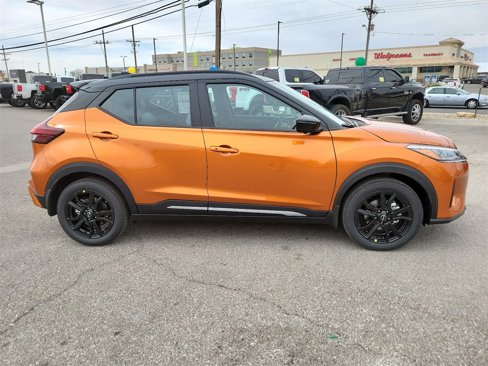 New 2024 Nissan Kicks SR w/ SR Premium Package image 12