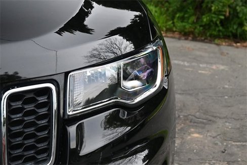 Used 2019 Jeep Grand Cherokee Limited image 10