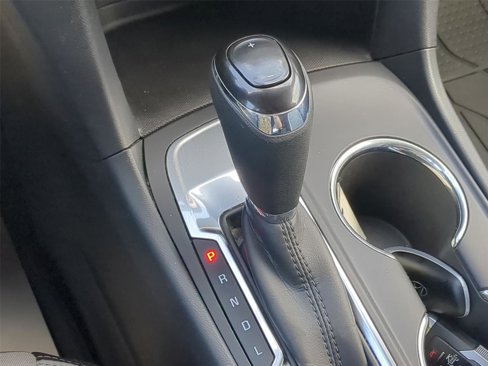Used 2020 Chevrolet Equinox LS w/ LS Convenience Package image 22