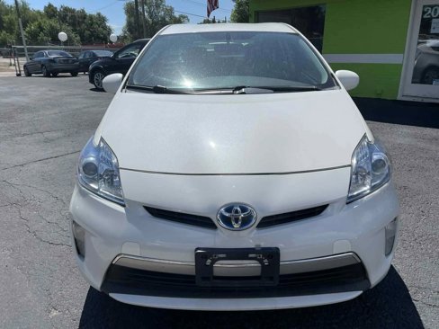 Used 2012 Toyota Prius Plug-In Hybrid image 2