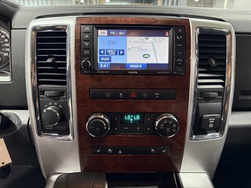 Used 2011 RAM 1500 Laramie image 16