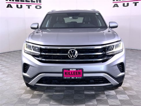 Used 2020 Volkswagen Atlas Cross Sport SE image 2
