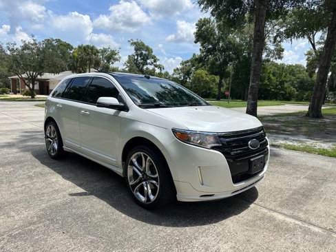 Used 2013 Ford Edge Sport w/ Driver Entry Pkg image 3