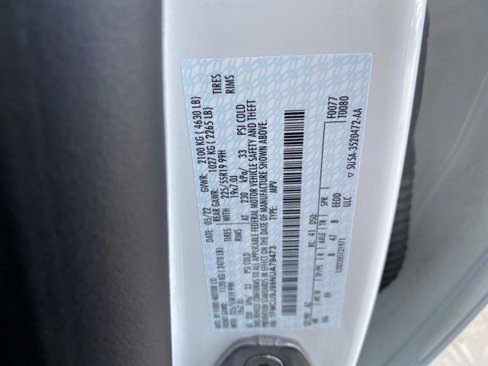 Certified 2022 Ford Escape Titanium image 35