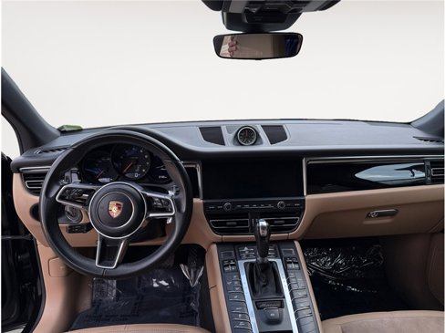 Used 2019 Porsche Macan image 10