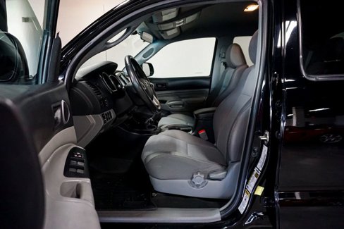 Used 2015 Toyota Tacoma 4x4 Double Cab image 8