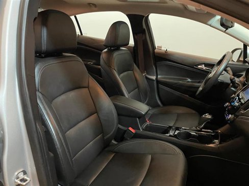 Used 2017 Chevrolet Cruze LT image 59