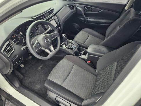 Used 2020 Nissan Rogue S image 13