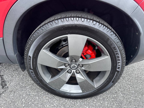 Used 2019 Volvo XC40 T4 Momentum image 26
