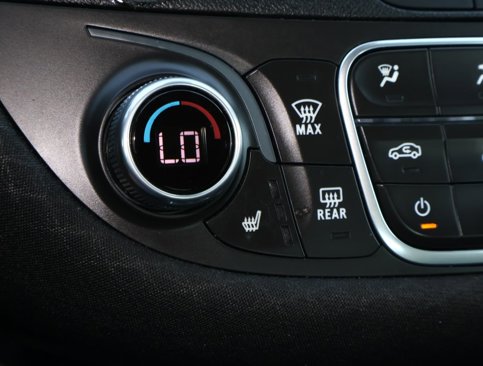 Used 2024 Chevrolet Malibu LT image 27