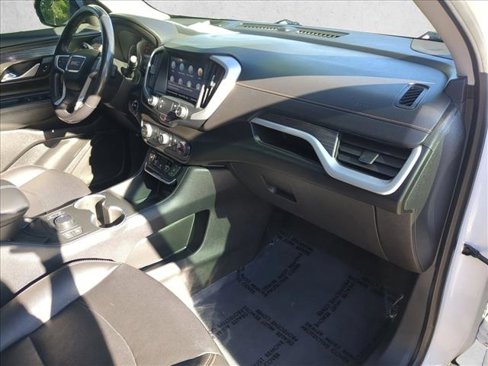 Used 2020 GMC Terrain SLT image 22