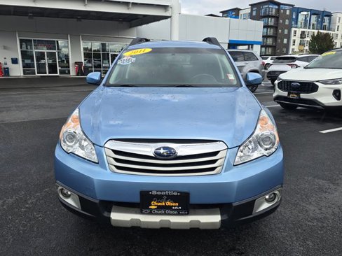 Used 2011 Subaru Outback 2.5i Limited w/ PWR Moonroof Pkg image 9