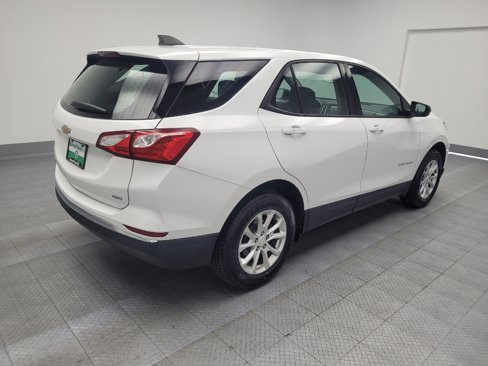 Used 2018 Chevrolet Equinox LS image 9