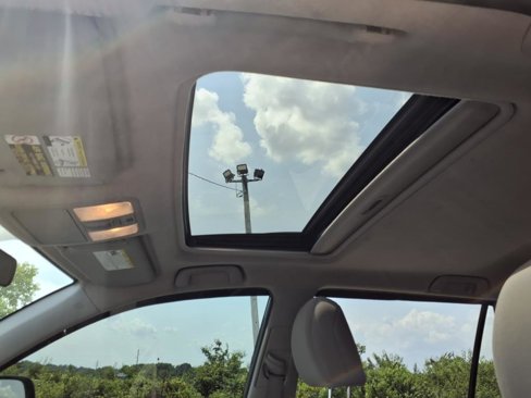 Used 2012 Toyota RAV4 FWD image 27