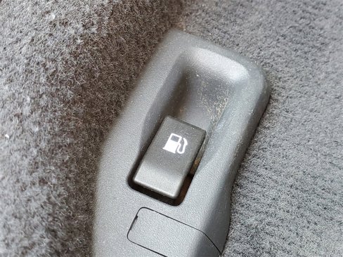 Used 2017 Subaru Legacy 2.5i Premium image 16