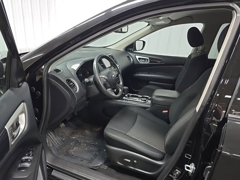 Used 2020 Nissan Pathfinder SV image 33