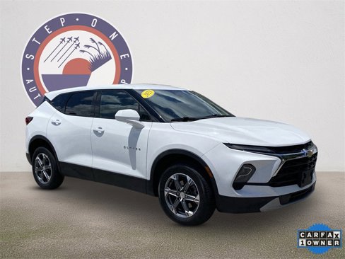 Used 2023 Chevrolet Blazer LT image 1