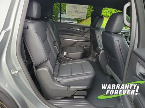 New 2026 Chevrolet Traverse LT w/ Driver Confidence Package image 16