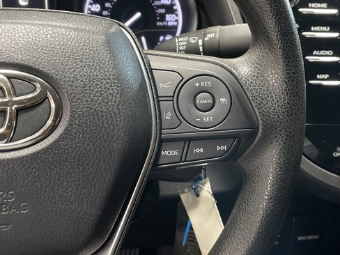 Used 2019 Toyota Camry LE image 20