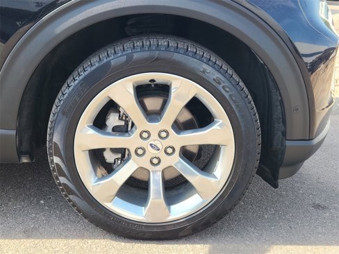 Used 2020 Ford Explorer Platinum w/ Premium Technology Package image 23
