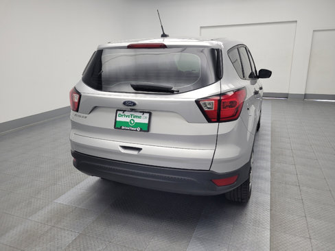 Used 2019 Ford Escape S image 7