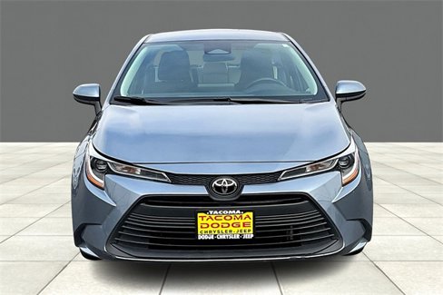 Used 2024 Toyota Corolla LE image 3