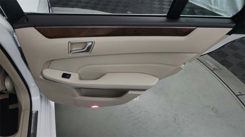 Used 2016 Mercedes-Benz E 350 Sedan image 13