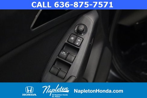 Used 2015 MAZDA MAZDA3 i Sport image 14