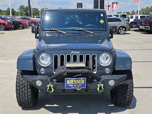 Used 2016 Jeep Wrangler Unlimited Sahara w/ Connectivity Group image 4
