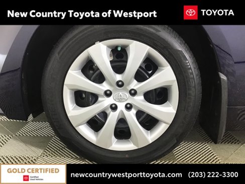Certified 2021 Toyota Corolla LE image 25