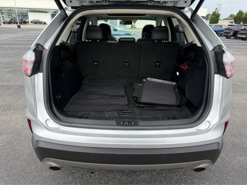 Used 2019 Ford Edge Titanium w/ Equipment Group 301A image 7