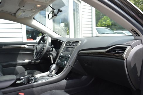 Used 2015 Ford Fusion SE w/ Equipment Group 202A image 31