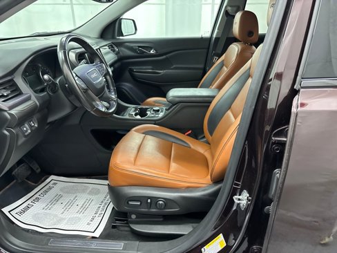 Used 2020 GMC Acadia AT4 w/ Driver Alert Package II image 9