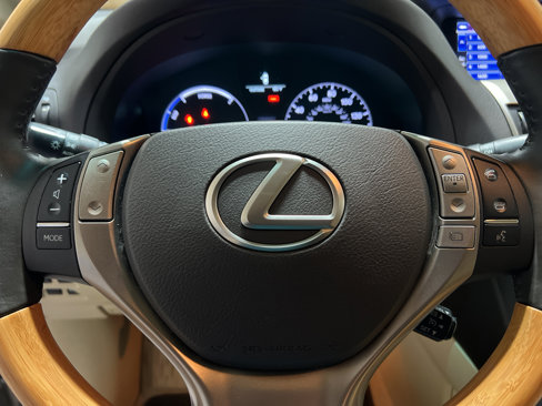 Used 2015 Lexus RX 450h FWD image 11