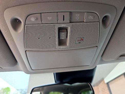 Used 2019 Nissan Rogue SL w/ Premium Package image 16