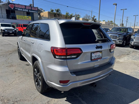 Used 2020 Jeep Grand Cherokee Altitude image 8