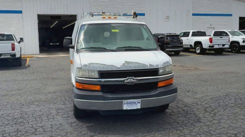 Used 2005 Chevrolet Express 3500 image 3