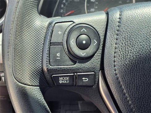 Used 2013 Toyota RAV4 XLE image 22