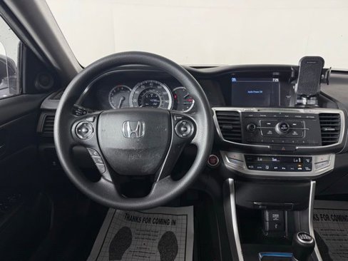 Used 2013 Honda Accord EX image 30