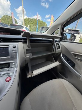 Used 2013 Toyota Prius One image 15