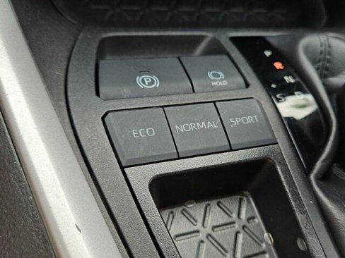 Used 2023 Toyota RAV4 XLE image 25