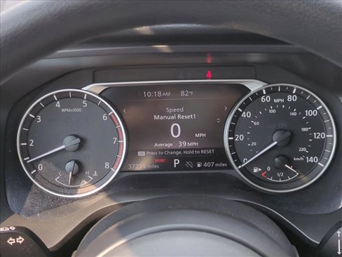 Used 2024 Nissan Rogue SV image 11