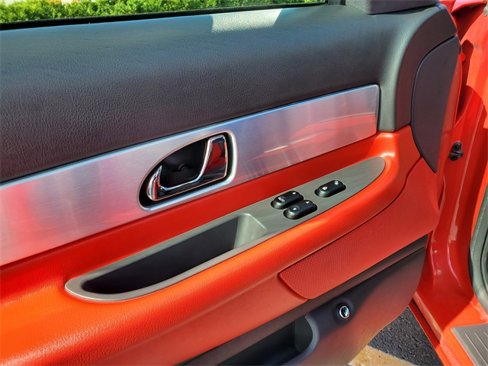 Used 2002 Ford Thunderbird image 8