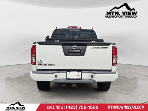 Used 2015 Nissan Frontier Desert Runner image 4